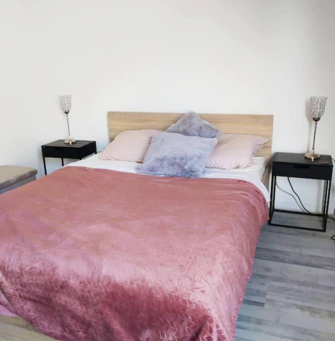 Superb Modern Apartment Clichy Luaran gambar