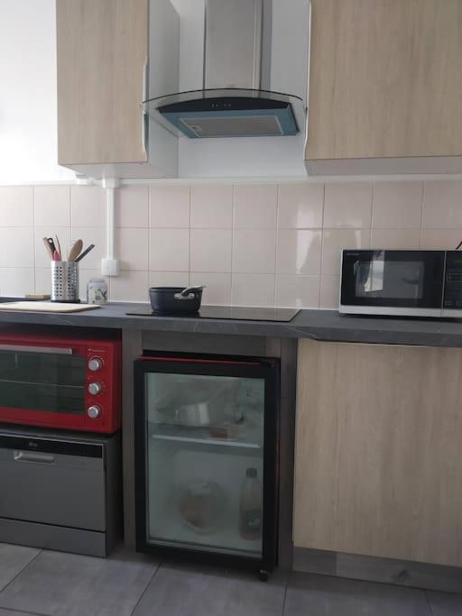 Superb Modern Apartment Clichy Luaran gambar